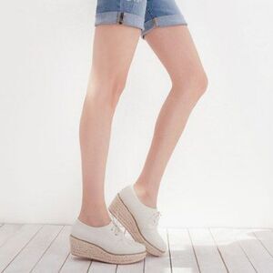 Shoemint Zaki Ecru Wedge